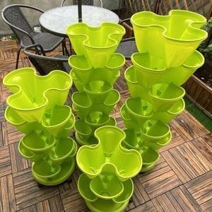 tall flower pots outdoor
